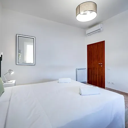 Apartment Yd Garella *